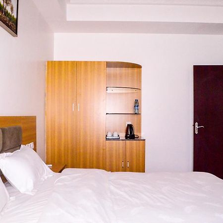 Chinese Business Hotel Kampala Ngoại thất bức ảnh