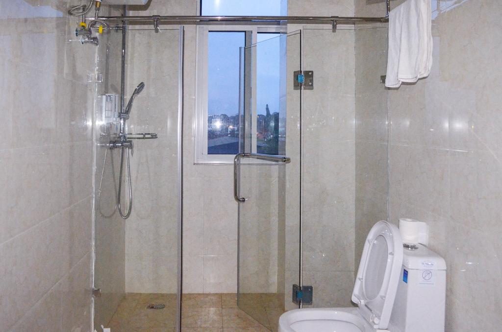 Chinese Business Hotel Kampala Ngoại thất bức ảnh