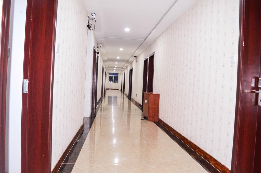 Chinese Business Hotel Kampala Ngoại thất bức ảnh