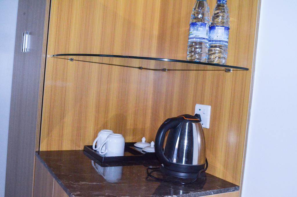 Chinese Business Hotel Kampala Ngoại thất bức ảnh